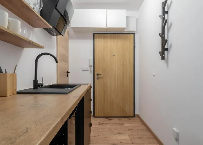 Posnania Parking Samodzielne Zameldowanie 24h Appartement Poznań